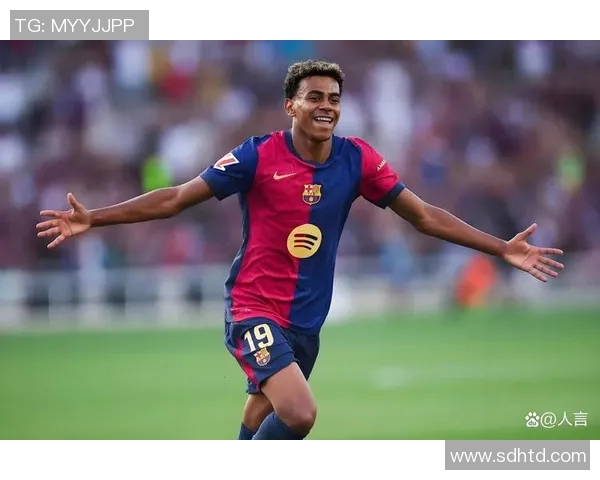 从青涩少年到足坛巨星 足球球星小时候的成长轨迹与梦想启航 从青涩少年到足坛巨星 足球球星小时候的成长轨迹与梦想启航