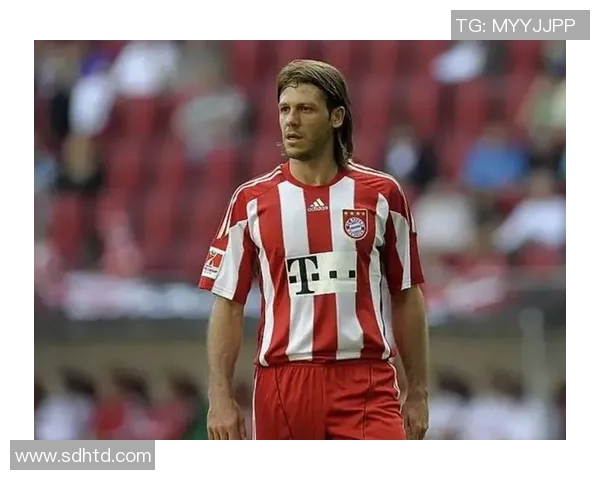 足球场上3号中后卫的传奇人物是谁？盘点历史上的顶级球星